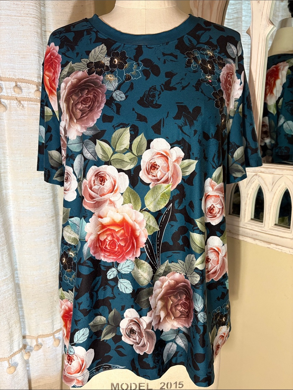 Johnny Was Active Teal Rose Print Short Sleeve Tee